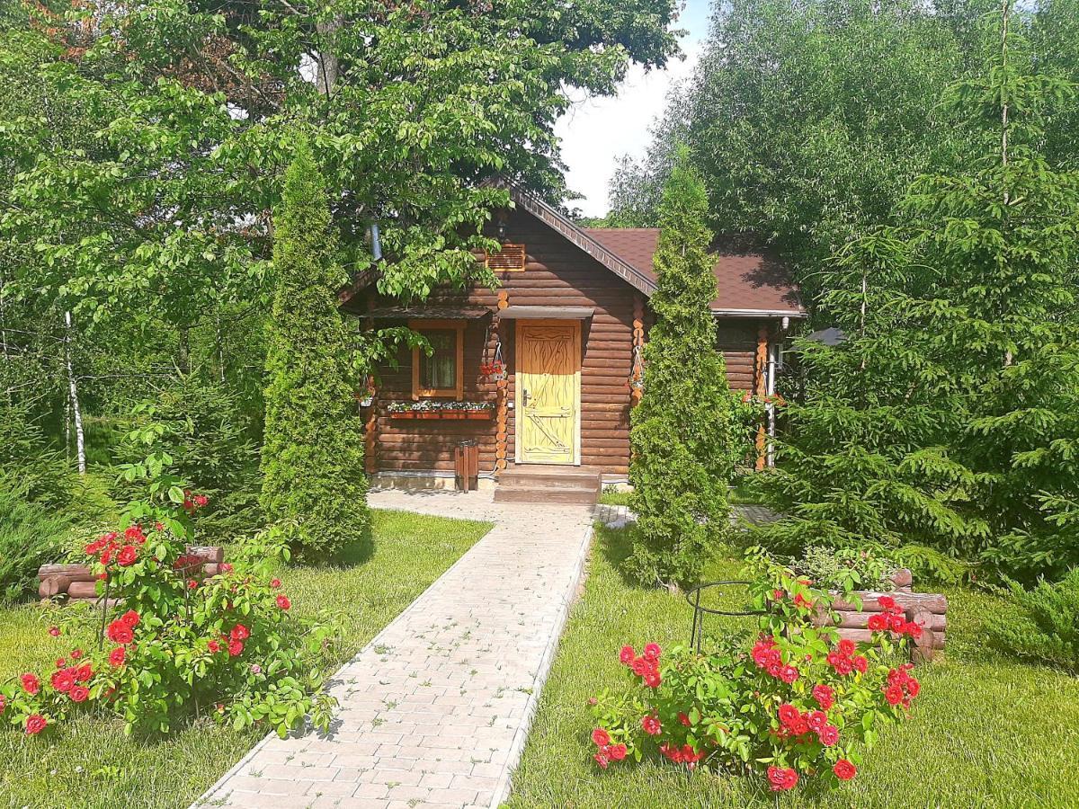 Котедж-Парк Славна Okhtyrka Exterior photo